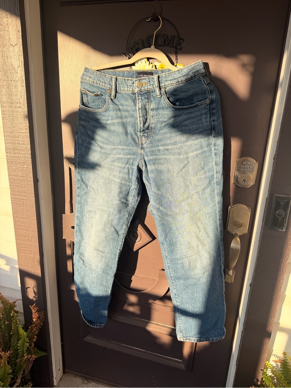 Lucky Brand Light Wash Boyfriend Jeans